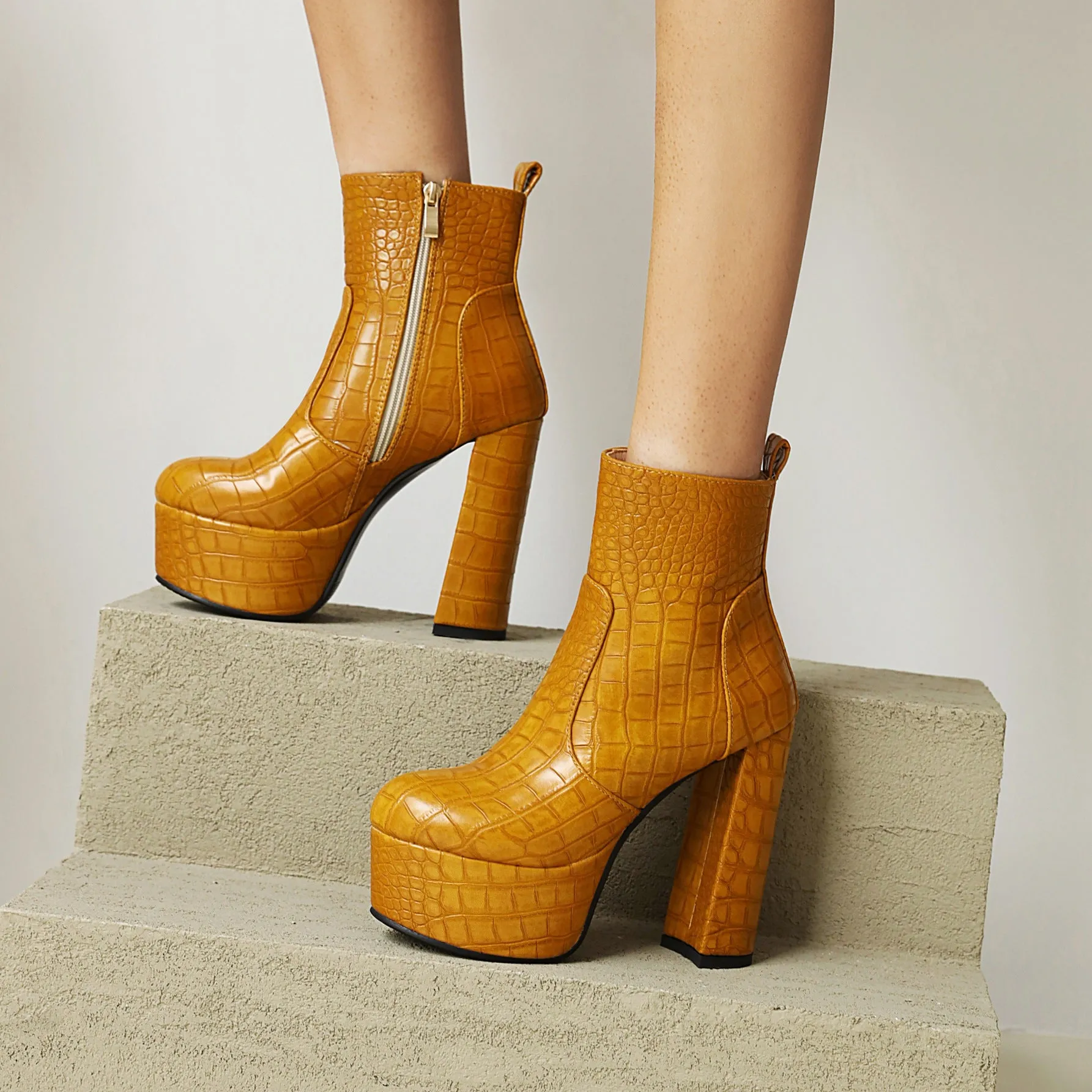 Bigsizeheels Fashion chunky heel platform boots - Yellow