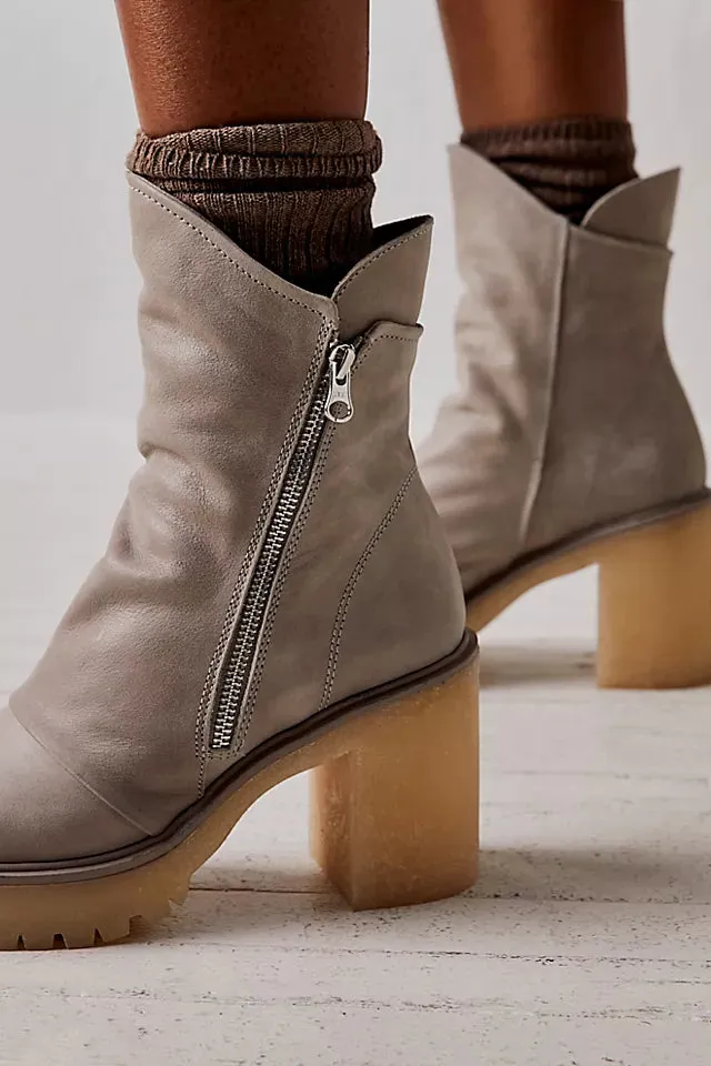 Jack Zip Ankle Boot ~ Nickel