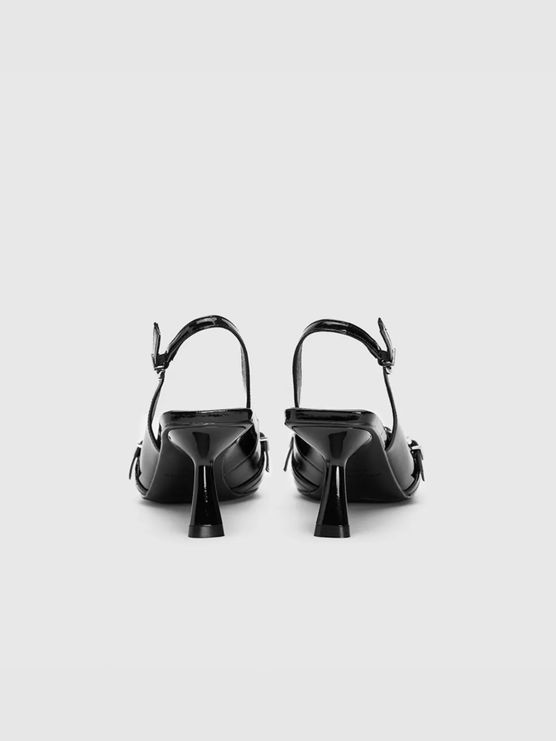 Kitten Heeled Pointed Toe Slingbacks
