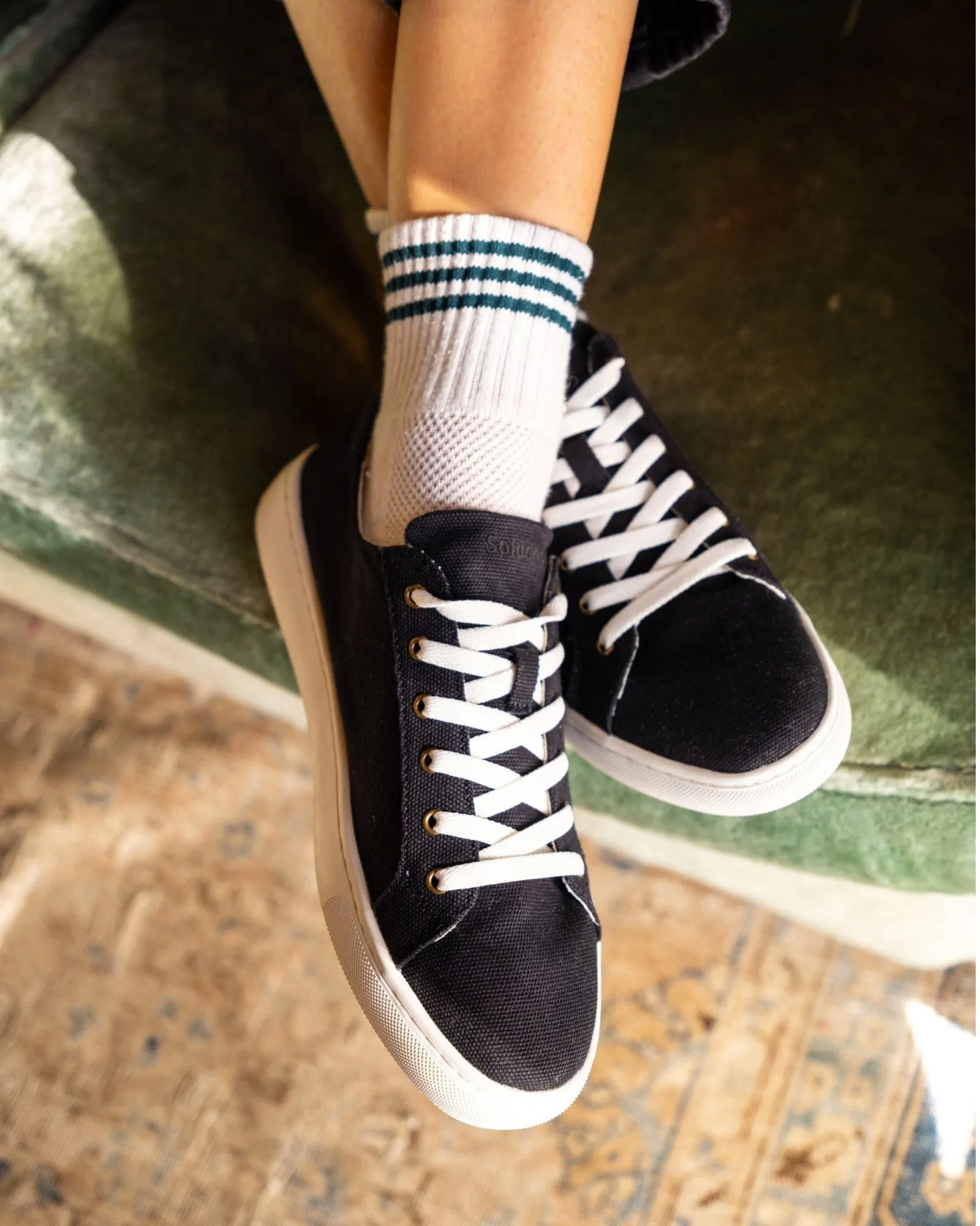Womens_Sneakers_The Ibiza_Canvas Colors_Noche Black